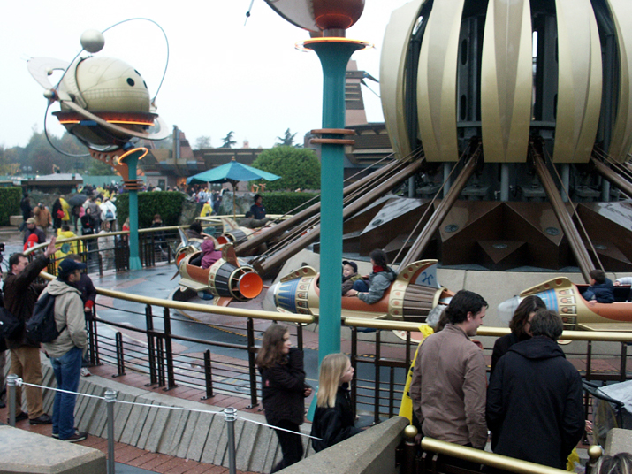 2004-11 Disneyland 020.jpg - DCF 1.0